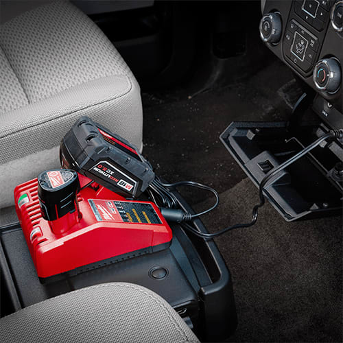 Milwaukee M12 M18 Vehicle Charger M12-18AC