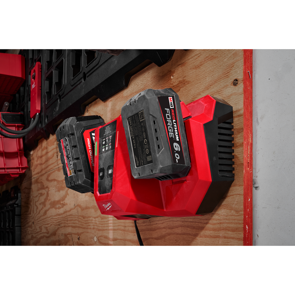 Milwaukee M18 Dual Bay Super Charger M18 DBSC
